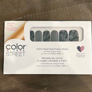 Color Street Nail Strips in Elegant Black- Magic Potion